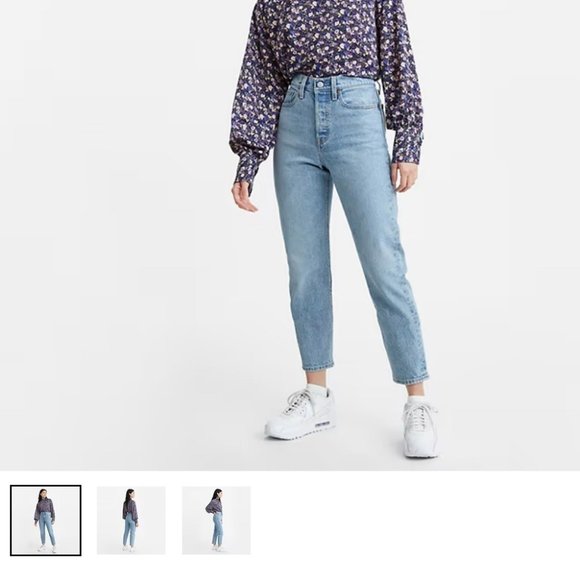 LEVI'S Wedgie Icon Fit Ankle Jeans with Capital E, Size 26, Light Blue wash Talk - Picture 1 of 7